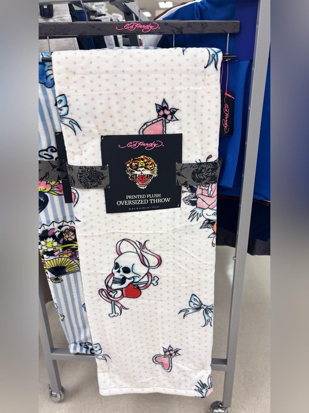 Ed Hardy over sized plush throw NWT